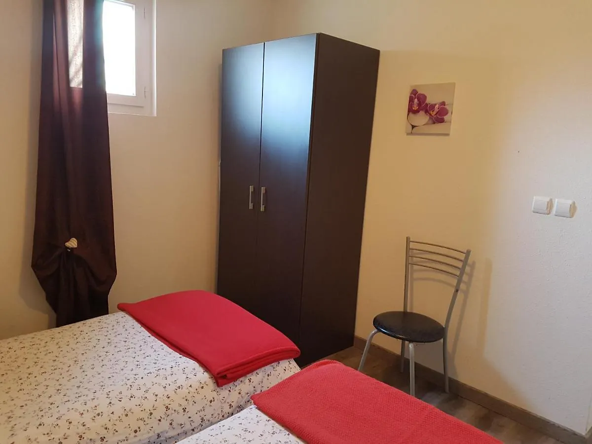 Maison Saint Matteo Lourdes 0*,