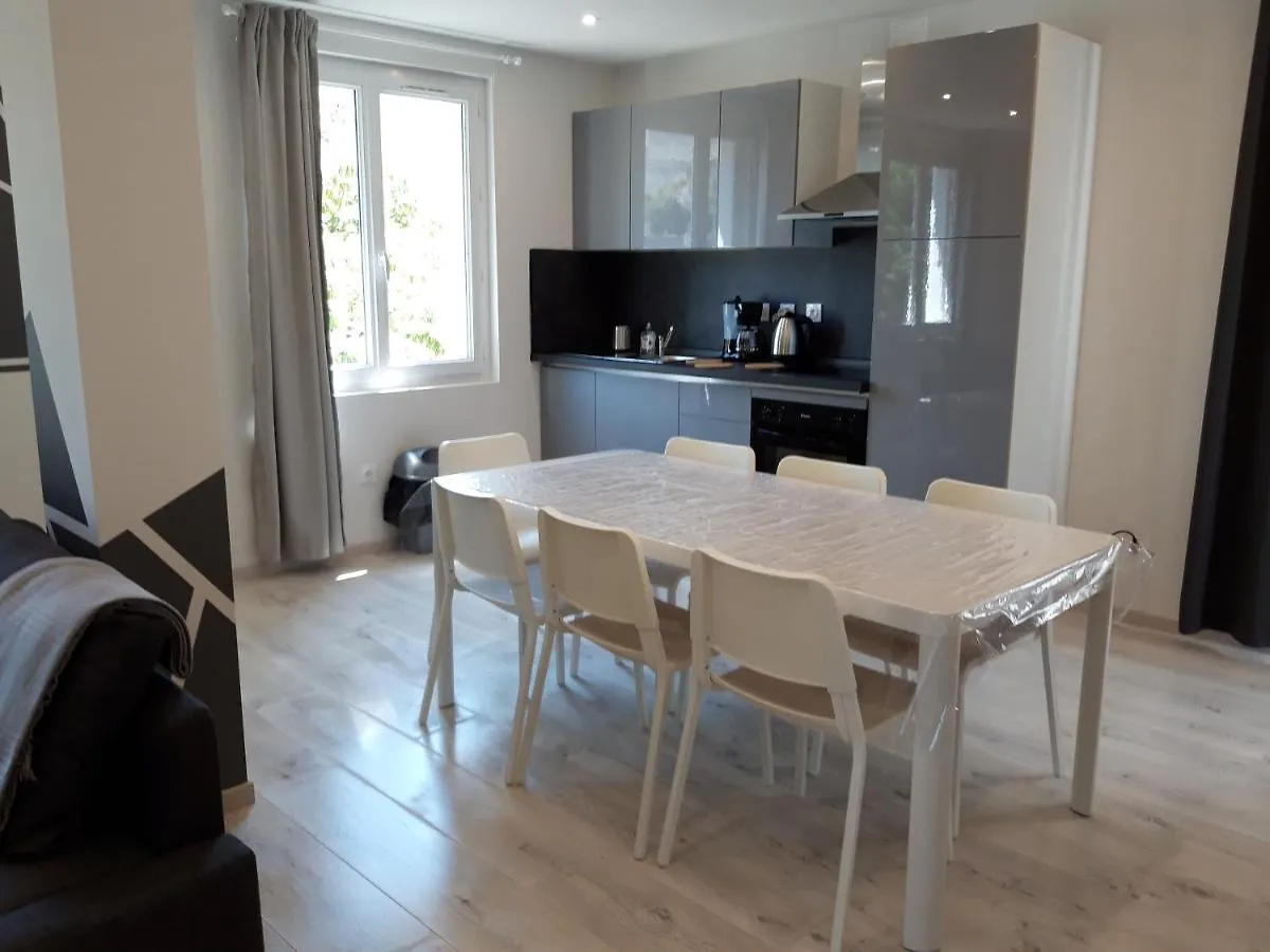 Maison Saint Matteo Lourdes 0*,  France